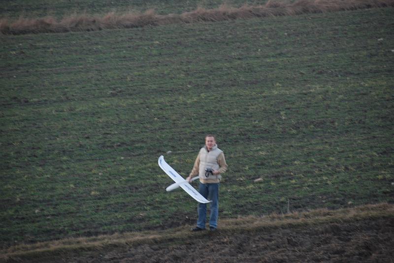 DSC_0176.JPG - Kolejny dzień i kolejny lot. Tym razem już bez lądowań w błocie.