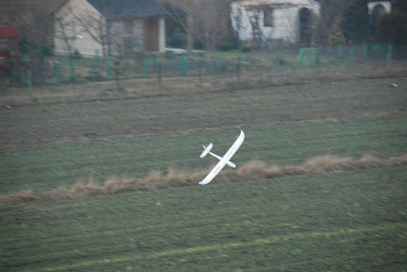 DSC_0184.JPG - Kolejny dzień i kolejny lot. Tym razem już bez lądowań w błocie.