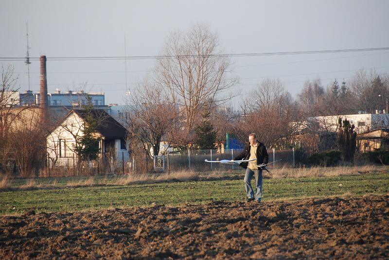 DSC_0059.JPG - Tuż po drugim lądowaniu - znów w błocie